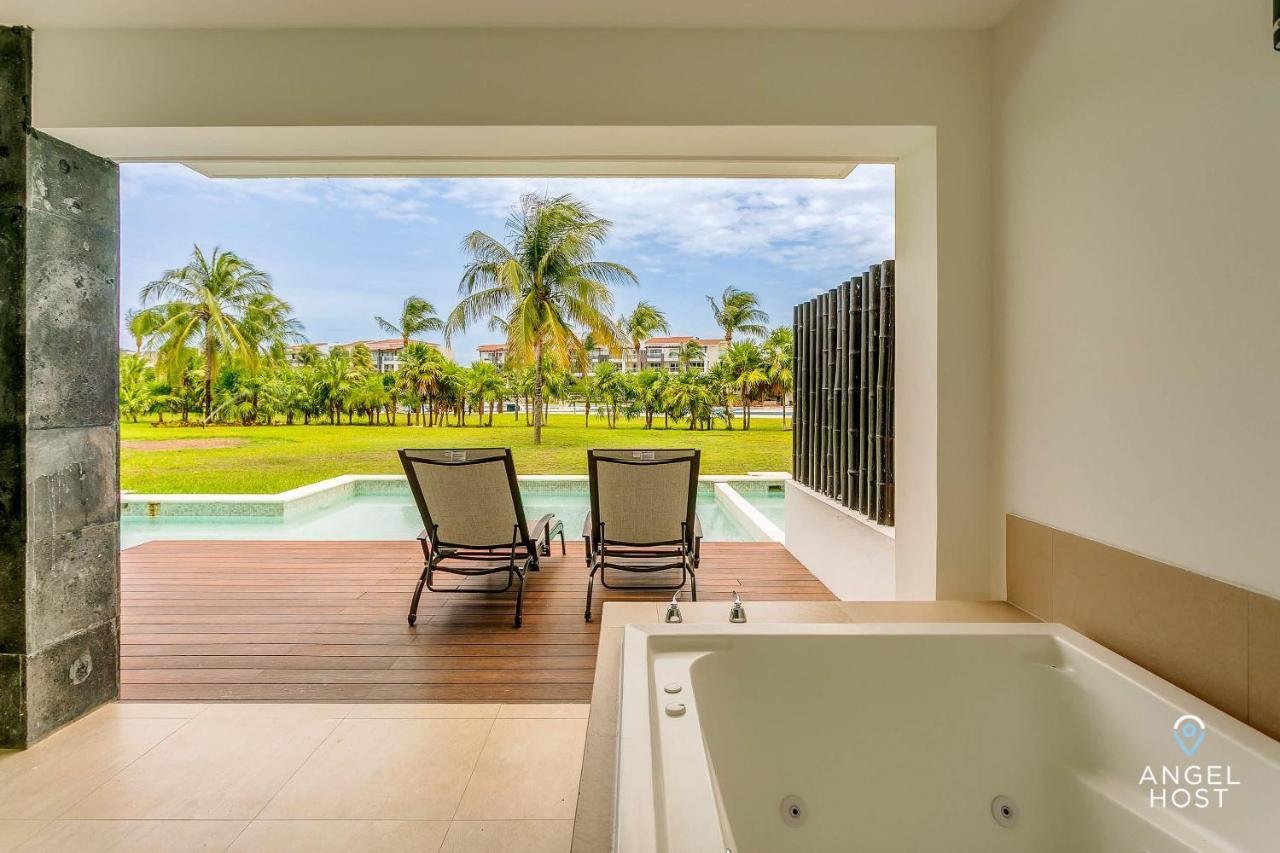 New With Private Pool Restaurants And Gym *